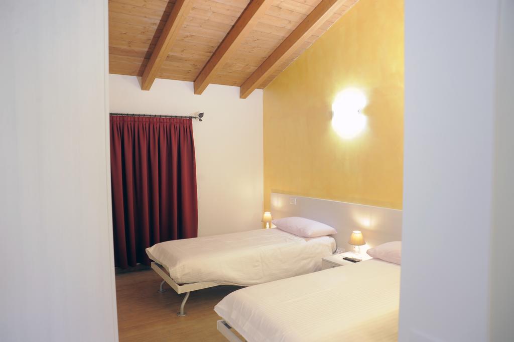 Al Castello Bed And Breakfast Cornate d'Adda エクステリア 写真